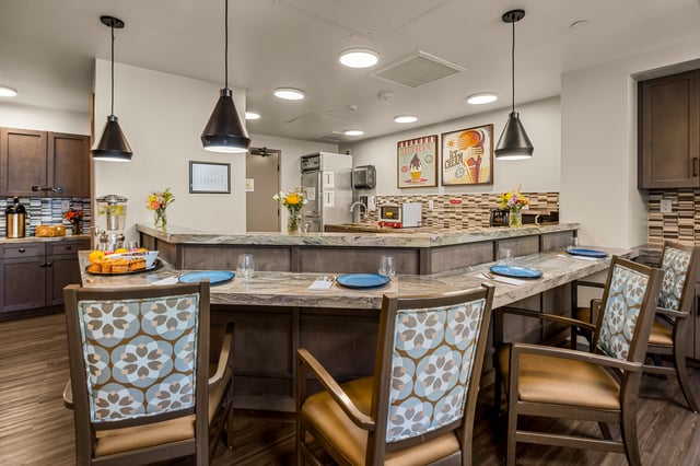 1 Allara-018b-mc-dining-romm-bar