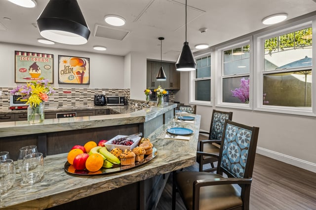 1 Allara-018c-dining-room-bar-2