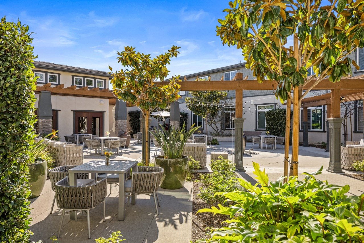 1 Allara-043-outside-courtyard Large