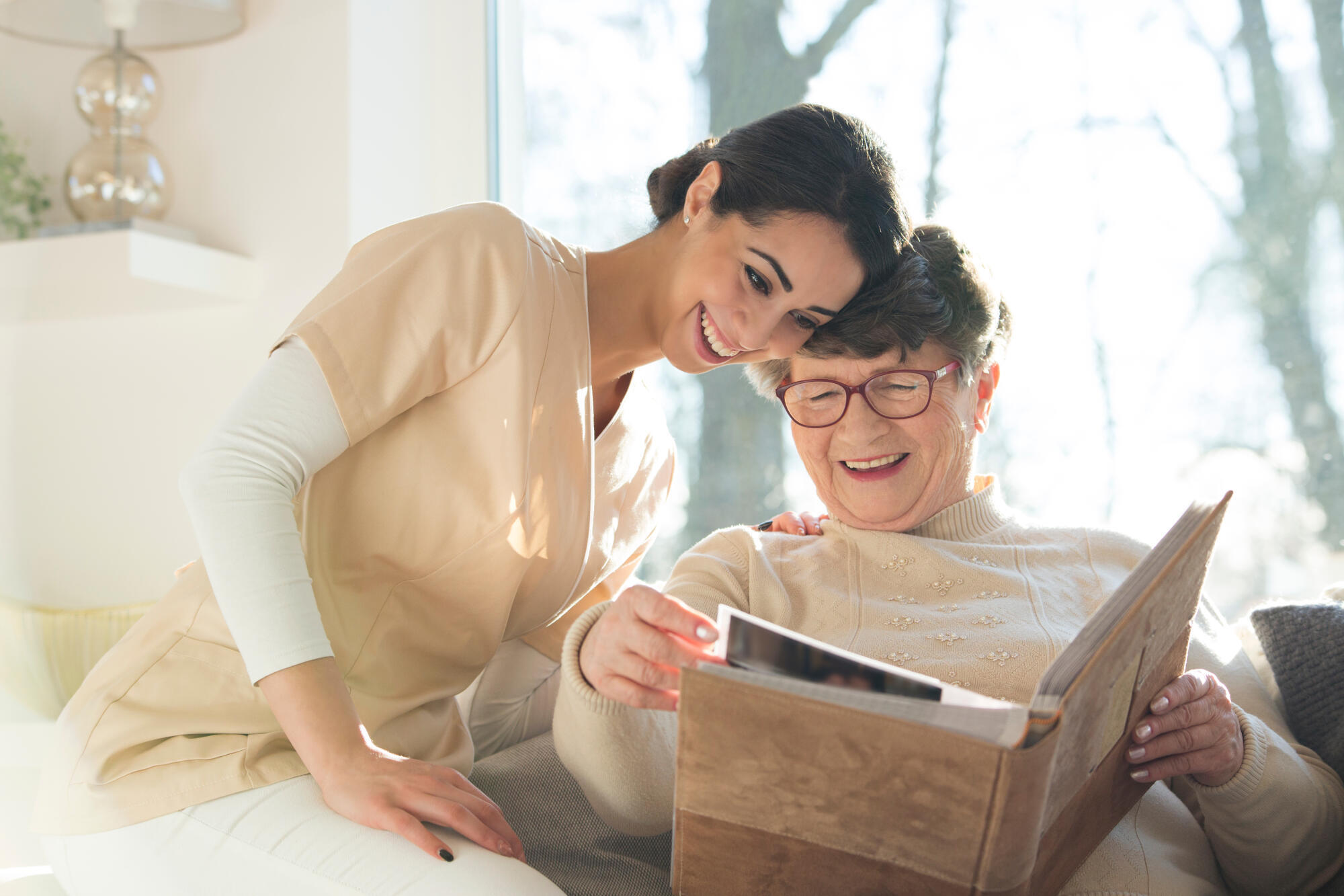 Memory Care vs Assisted Living: How to Choose the Right Option